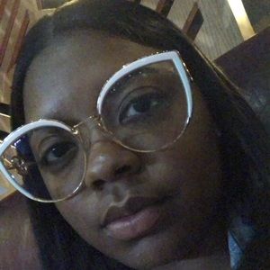 Meet your Posher, Breyanna